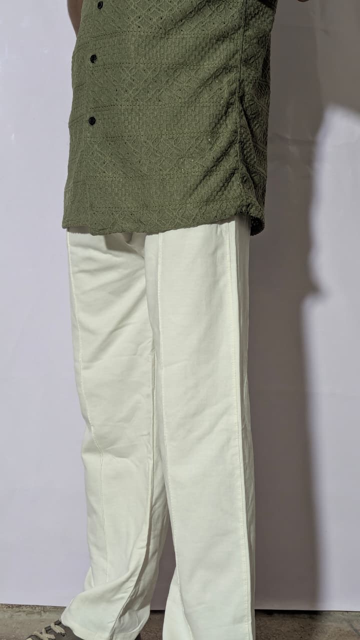 White casual trouser