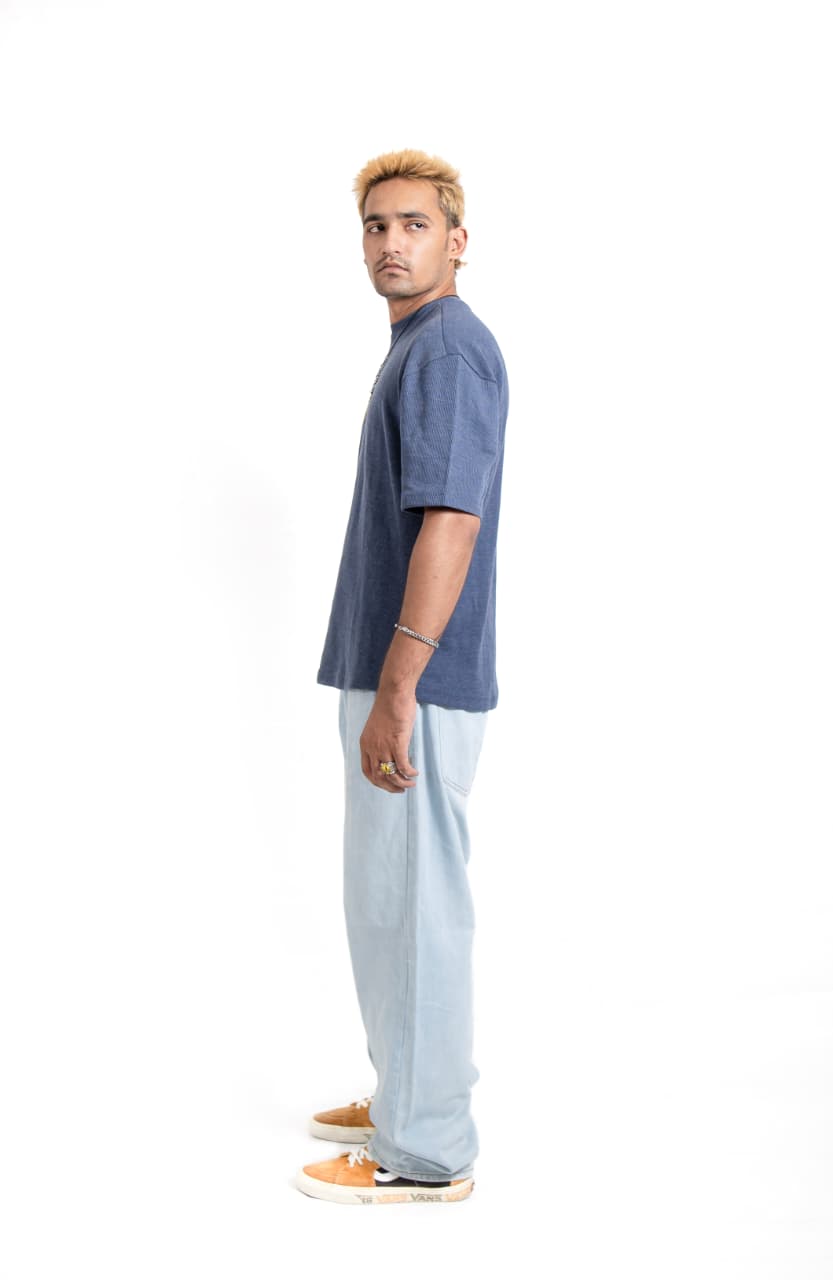 Baggy Down shoulder shirt